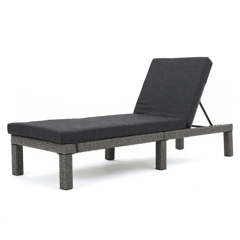 Chaise longue d'extérieur de luxe en osier