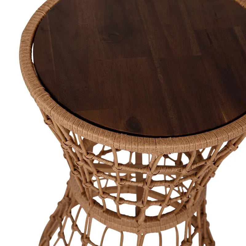 Table d'intérieur/extérieur de style bohème en rotin tressé avec plateau en bois d'acacia - 40 cm (L) x 40 cm (P) x 64 cm (H)