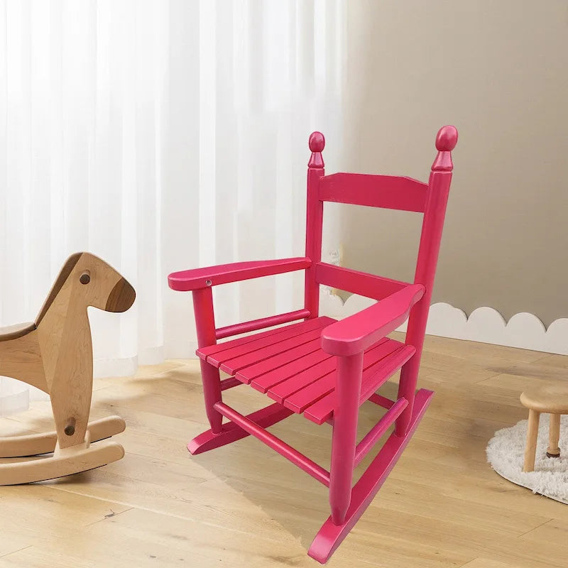 Fauteuil à bascule pour enfants, utilisable à l'intérieur ou à l'extérieur.