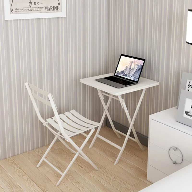 Ensemble bistro de patio 3 pièces comprenant une table carrée pliable et des chaises - 72 cm (H) x 55 cm (l) x 55 cm (P)